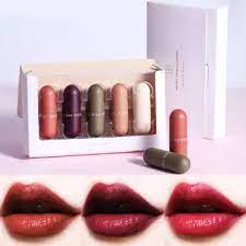 🛍️ Big Beauty in a Little Tube – Mini Lipstick You’ll Love