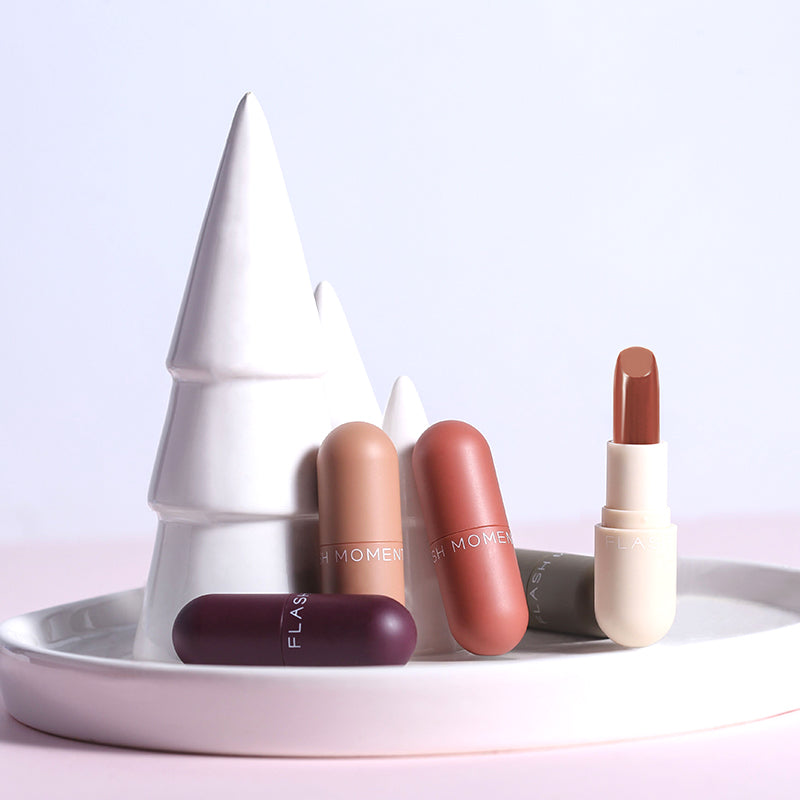 🛍️ Big Beauty in a Little Tube – Mini Lipstick You’ll Love